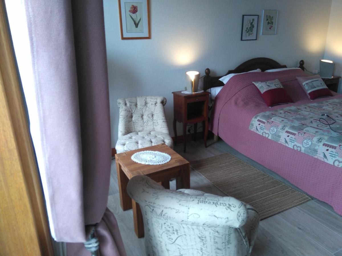 Saint-Porchaire Chambres D'Hotes Domaine Le Fragnaud מראה חיצוני תמונה
